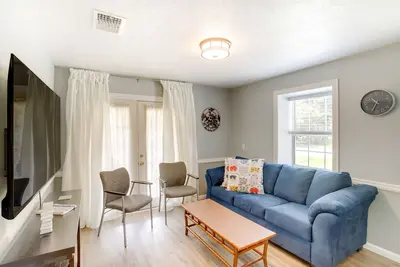 Image de Cozy Shenandoah Home < 2 Mi to The Woodlands Mall!