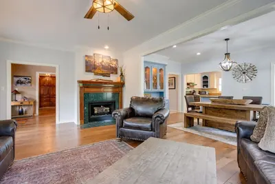 Image de Home in Cimarron National Golf Club w/ Hot Tub!