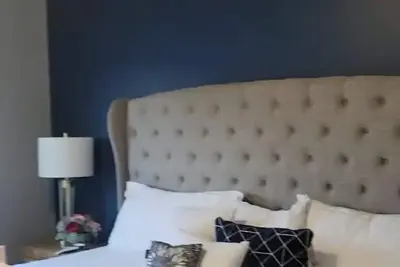 Image de Cozy Haven in Lincoln, Nebraska!