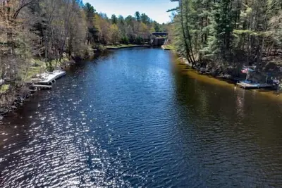 Image de Family Cottage-waterfront Family Cottage