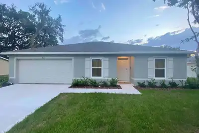 Image de New Construction Home Located Next to a Publix Plaza With Space to Fit 10 Guests