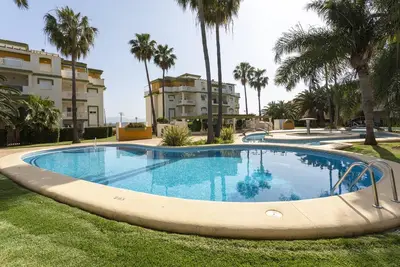 Image de Fontana Iii, rez-de-chaussée, 2 chambres, by Bookindenia