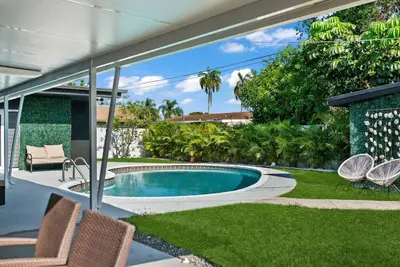 Image de New Casa Maui I 10min to beach I Pool I 18 Sleeps