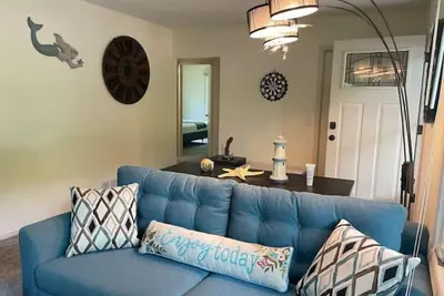 Image de Lake house- Couples paradise - Beach access