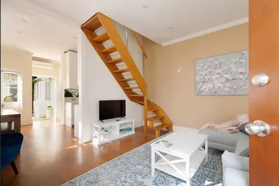 Image de 2 Bedroom Terrace Near Fashion Corner