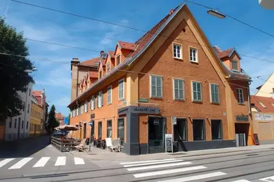 Image de Zentrale & Private Wohnung