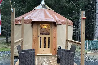 Image de Cozy yurt just a short distance to Seward boat harbor and downtown.