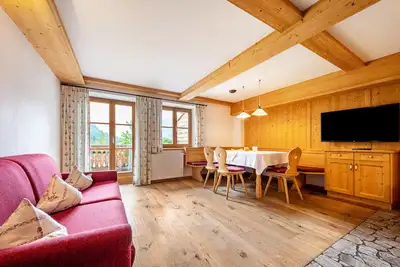 Image de Appartement 'Mitterbruggehof Enzian' avec vue sur les montagnes, jardin partagé et Wi-Fi