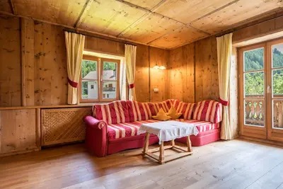 Image de Appartement 'Mitterbruggehof Alpenrose' avec vue sur les montagnes, jardin partagé et Wi-Fi