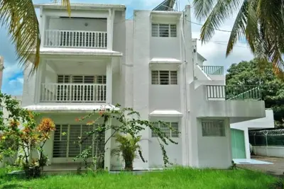 Image de 3 Chambres, Tout Confort, la Plage à Vos Pieds!