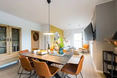 \"Relax on the Baltic Sea: luxury vacation apartment with wellness oasis! \"