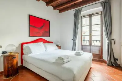 Image de Appartement à Milan avec 2 chambres à coucher, 5 couchages