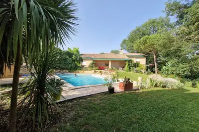 Image de Maison familliale avec piscine à proximité de Toulouse.