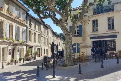 Image de Studio Festival Avignon Terrasse Parking et vue