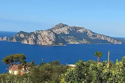 Image de Delizia Caprese vacation home in Massa Lubrense with garden and Capri view