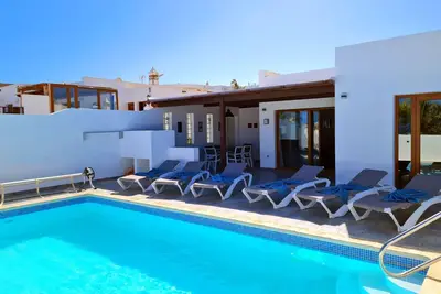 Image de Villa Nitho - Heated Pool, Panoramic View, Privacy
