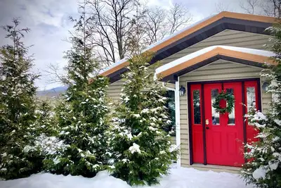 Image de Mountain Views  Hike, Hot Tub, Sauna & Seven Springs