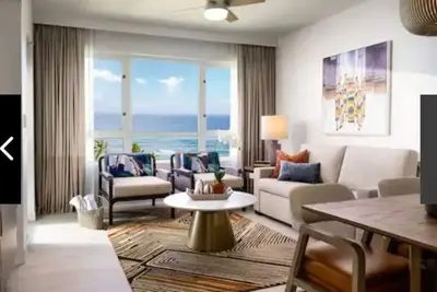 Image de Christmas week in remodeled 2 bedroom beachfront Hyatt timeshare