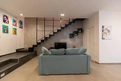 Intero Appartamento Moderno nel Centro Storico di Napoli