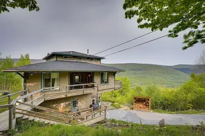 Image de Enchanting Dorset Mountain Home w/ Stunning Views!