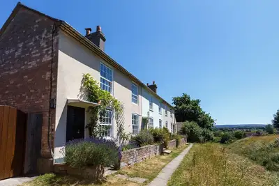 Image de Westport Cottage, Wareham. Sleeps 5 & baby