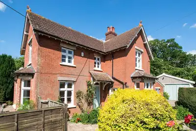 Image de West Lodge, Church Knowle. Sleeps 10 & baby