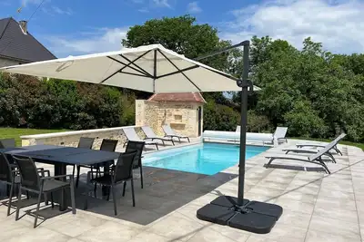Image de Grange en pierre, proche Rocamadour, Padirac avec piscine privée, jacuzzi
