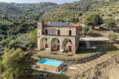 Image de Belle maison Ă Prignano Cilento avec.