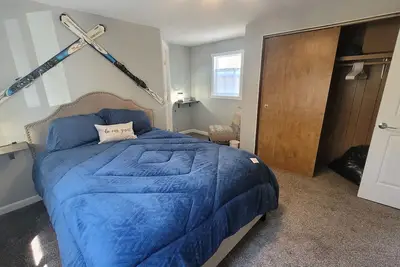 Image de Spokane Chalet quiet, secluded yet close to everything