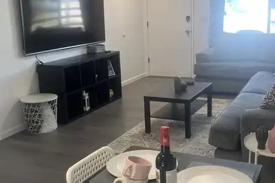 Image de Our Happy Place 1br Condo