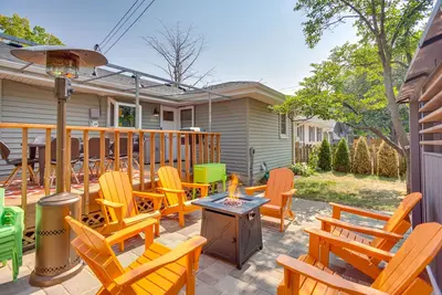 Image de Minneapolis Vacation Rental ~ 8 Mi to Downtown!