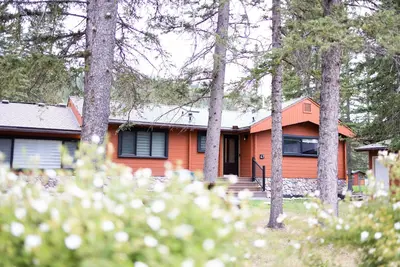 Image de Mountain Cabin w/Gym/Sauna 5mins to hike/bike/ski trails & local shopping/dining