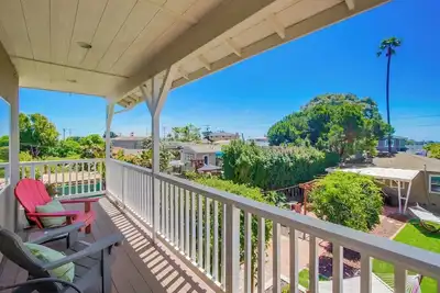 1bd large backyard with spa, firepit, dining, pets