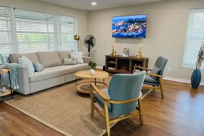 Image de Cozy 2 bdrm home w/patio&grill close to the gulf beaches, shops, and restaurants