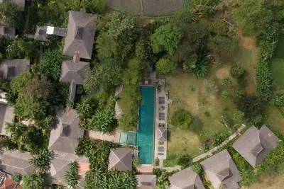 Image de New Year Deals - 12 Br, 24 Pax - The natural environment for group