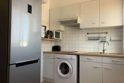 Image de Appartement rénové 4-6 pers à 200m de la plage avec parking privé, centre de Saint Pierre