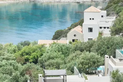 Image de Bh163 - R - Villa Istron