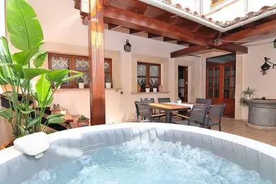 Image de Can Peredjal 263 maison confortable avec jacuzzi, ping-pong et climatisation