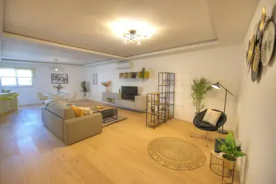 Image de Large & beautifully furnished 2 bedrooms Abon1-1