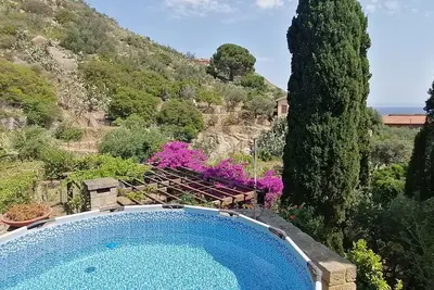 Image de Villa Cipresso, *Free Parking*, Giglio Island
