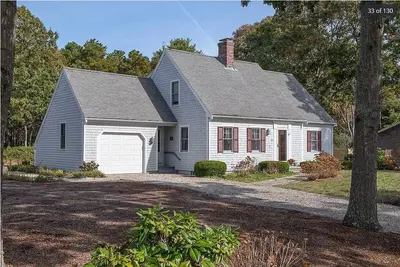 Image de “Summer Escape” at South Cape Beach Estates.