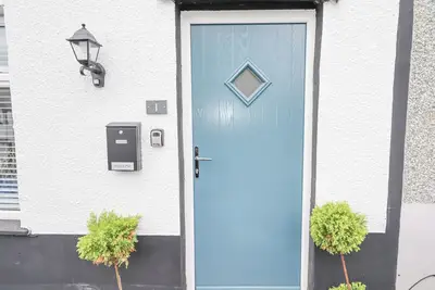 Sea View Terrace, pet friendly, character holiday cottage in Conwy