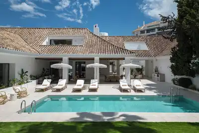 Image de Anfitrión | Five Bedroom Villa