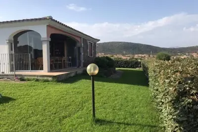 Image de Villa 8 posti letto 380 mare lux01 Budon by Grace