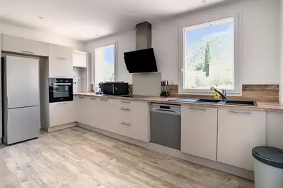 Image de l oustaou dei l olivado gite et vue imprenable du luberon