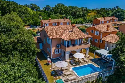 Image de 4-Bedroom Villa in Pula