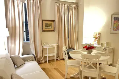 Image de Central Florence Duomo confortable appartement de 2 chambres