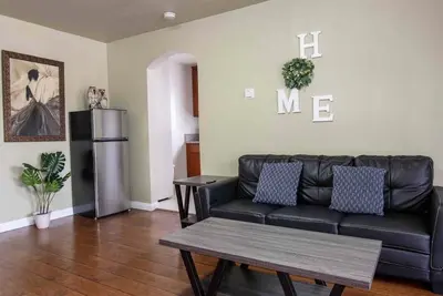 Image de Cozy 2b1b Retreat: Great Transit & Quiet Street