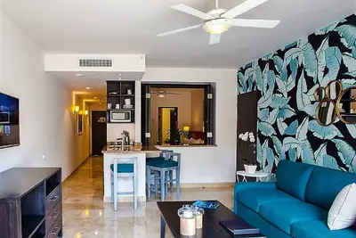 Image de Better Choice For Your Vacation! Beachfront Accommodation w/ Parking & Pools!