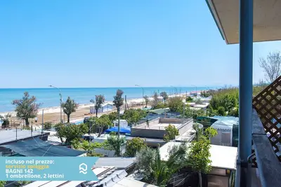 Se004 - Senigallia, one bedroom apartment on the sea with beach